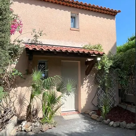 Дом отдыха Mas Provencal - Sea View - Lauva Terraces Сент-Максим